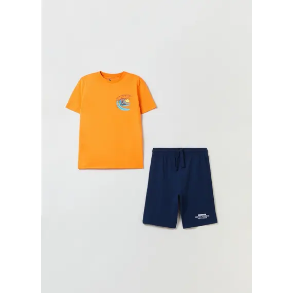 "Set sporti", Madhësia: 10-11 vjeç, Ngjyra: E përzier.