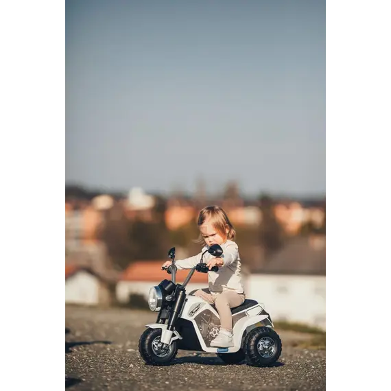 Motor per femije Ocie, bardhe, Ngjyra: Bardhë