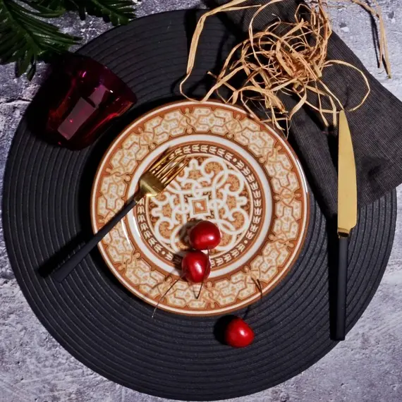 Pjate qaramike e rrafshet 20cm, Ngjyra: Kafe