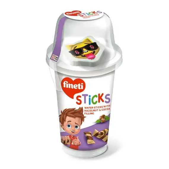 "Fineti Sticks Hazelnut+Toy 45g/P8"