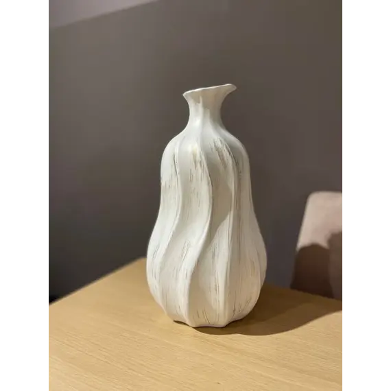 Medium pear vase